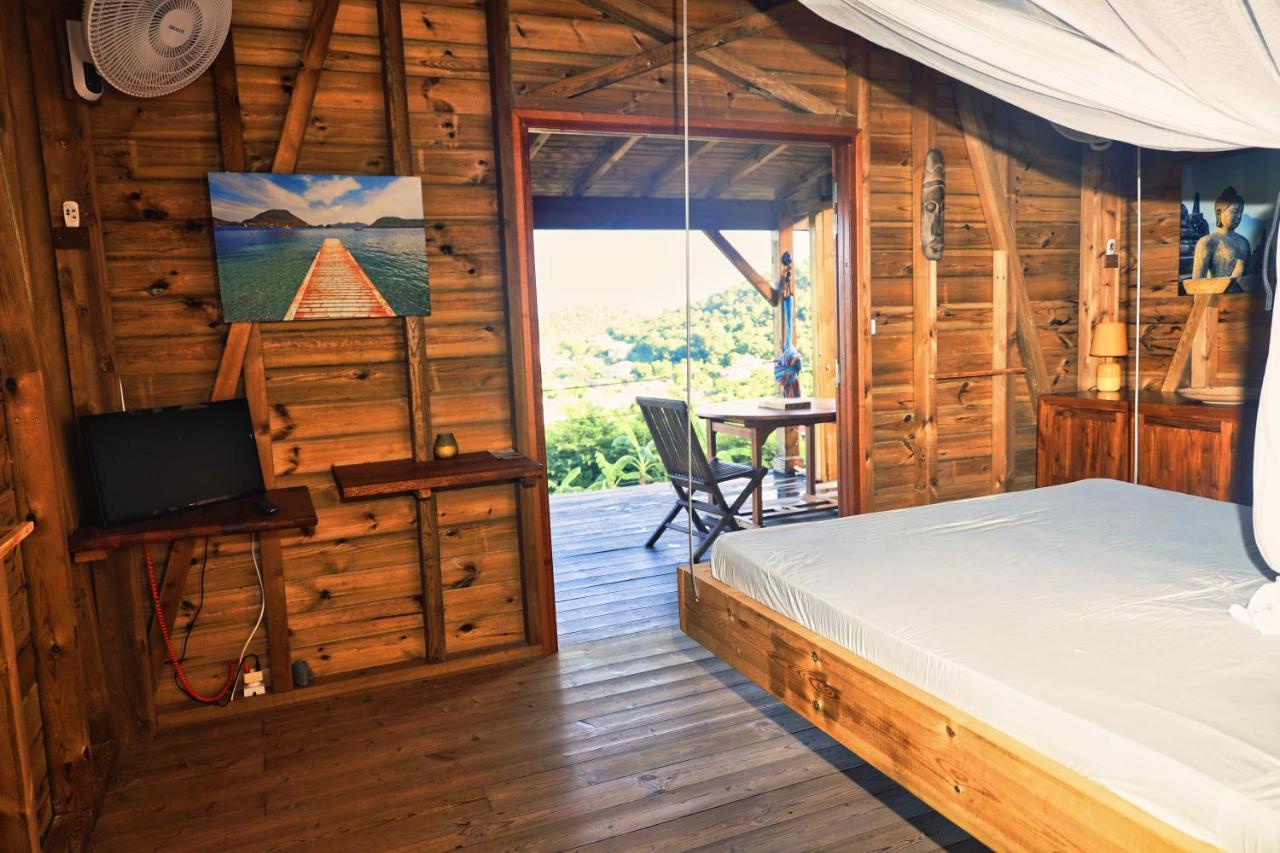 Ti Kaz Anoli Cottage En Bois Avec Vue Sur La Baie Terre-de-Bas Exteriér fotografie