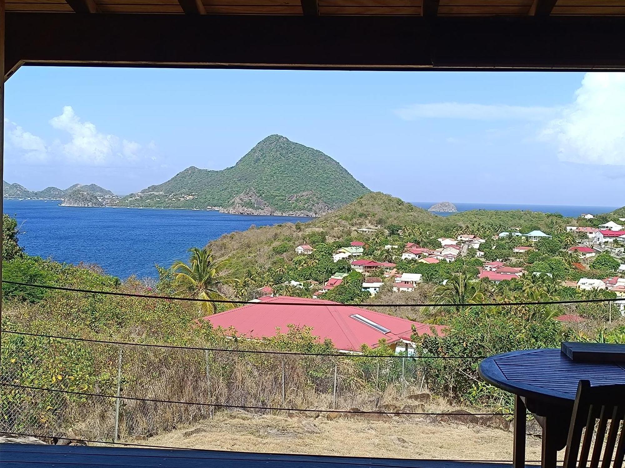 Ti Kaz Anoli Cottage En Bois Avec Vue Sur La Baie Terre-de-Bas Exteriér fotografie